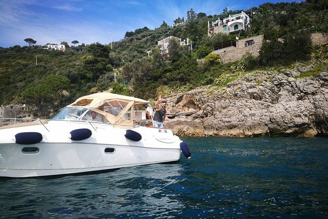 private-boat-tour-of-amalfi-coast-and-capri-by-jeanneau-leader