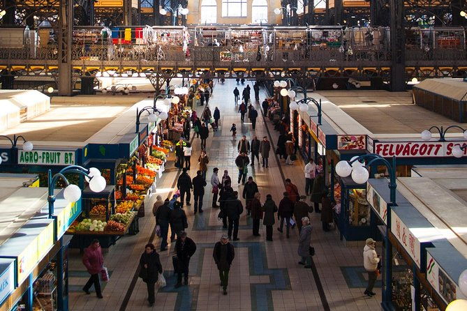 private-car-transfer-from-prague-to-budapest-with-2-hour-stop