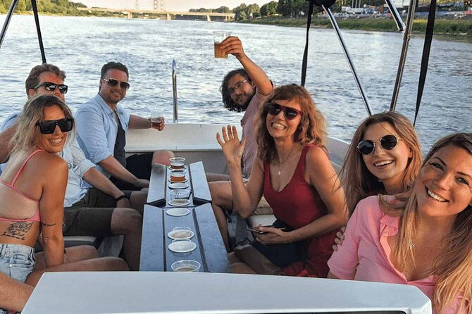private-cruise-on-vistula-in-warsaw-for-9-with-our-helmsman