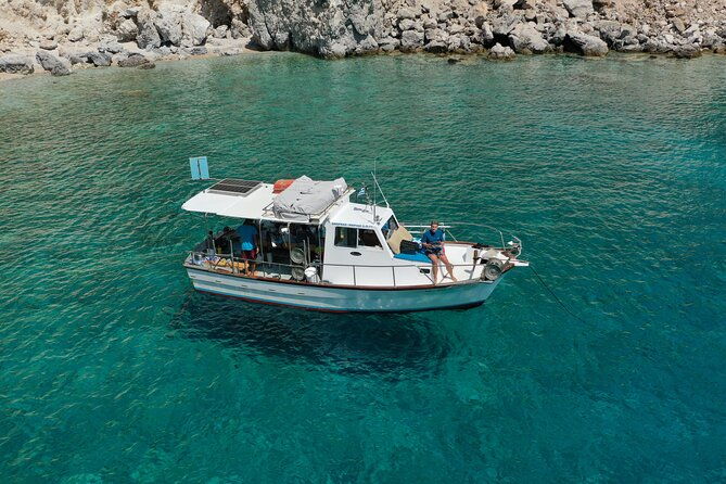 private-full-day-cruise-from-pollonia-to-polyaigos