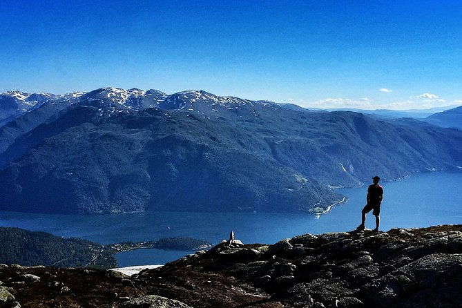 private-full-day-round-trip-from-oslo-to-sognefjord-via-flam-railway