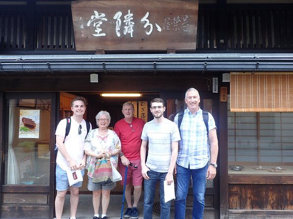 private-group-local-food-tour-in-takayama