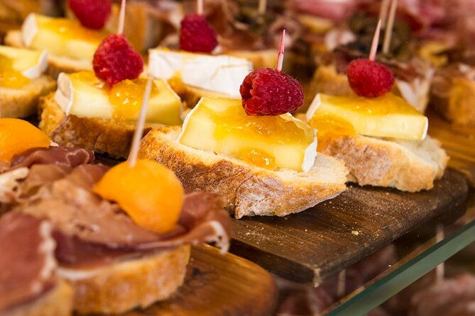 private-secret-venice-tour-rialto-market-san-polo-food-and-wine-tasting