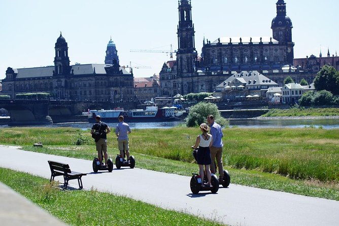 private-segway-tour-through-the-highlights-in-dresden