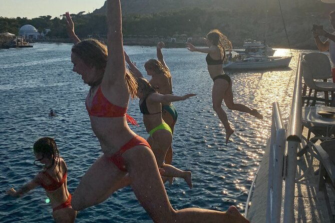 rhodes-bay-to-bay-swim-cruise-greek-buffet-w-wine-included