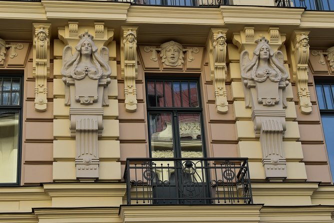 riga-art-nouveau-walking-tour