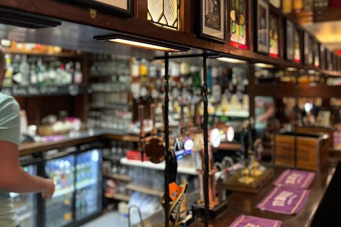 royal-historic-pubs-walking-guided-tour-in-london