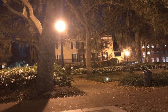 savannah-ghostwalker-tour-and-ghost-hunt