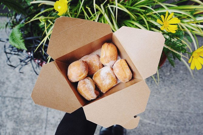 seattle-delicious-donut-adventure-walking-food-tour