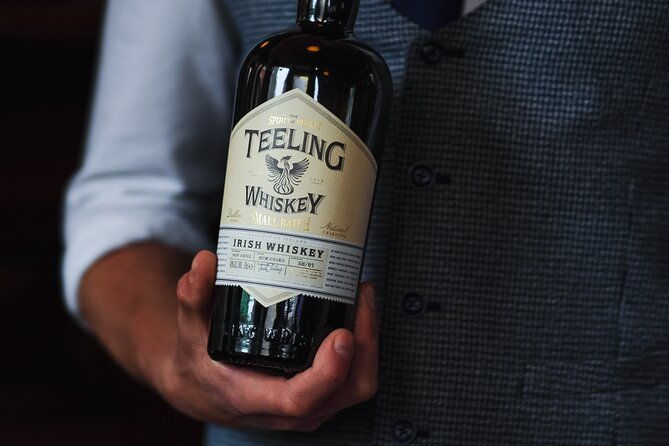 sip-and-stroll-whiskey-history-walking-tour-in-dublin