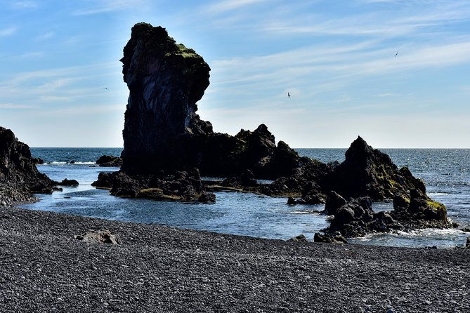 small-group-day-trip-to-snaefellsnes-national-park