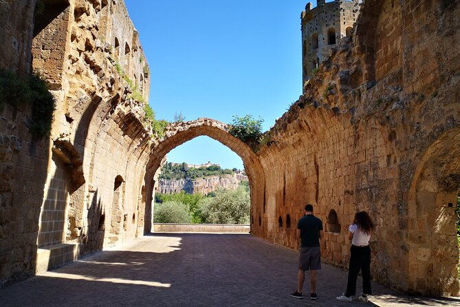 small-group-e-bike-experience-from-orvieto-to-civita-with-lunch