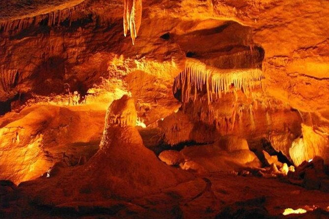 small-group-karlstejn-castle-and-caves-all-inclusive-day-trip