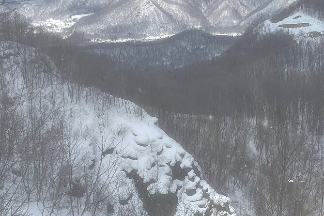 snowshoeing-and-onsen-adventures-in-a-winter-wonderland-sapporo