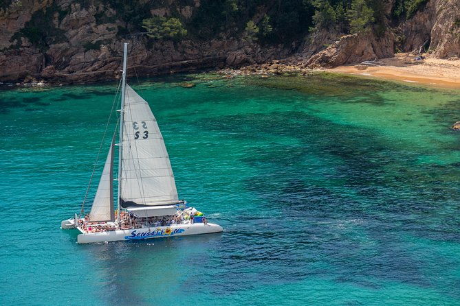 special-tour-for-groups-sailing-along-the-costa-brava-in-a-big-catamaran-food-and-drinks-included