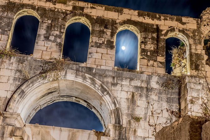 split-highlights-evening-walking-tour