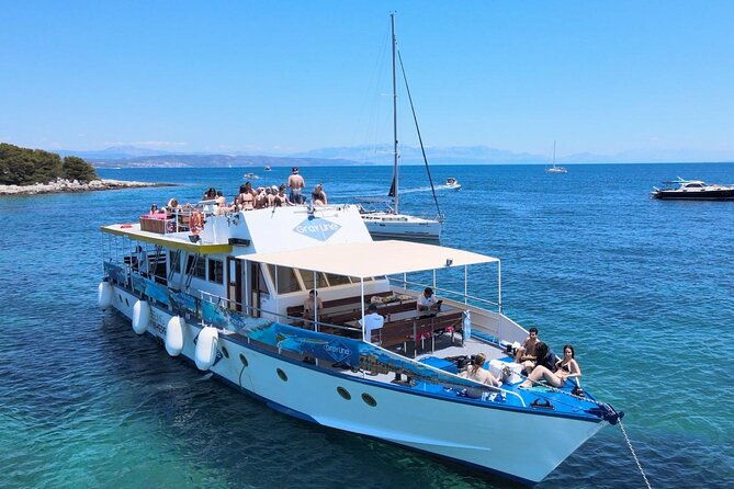 split-riviera-panoramic-sunset-cruise-with-summer-vibes-on-boat