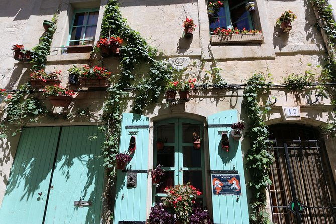 st-remy-de-provence-arles-julius-caesar-to-vincent-van-gogh