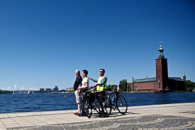 stockholm-at-a-glance-bike-tour