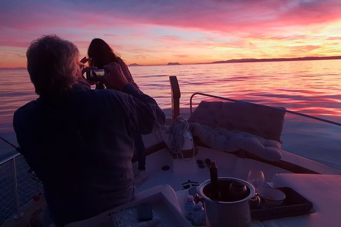 sunset-boattrip-tapa-cava