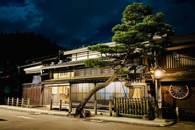 takayama-private-night-guided-tour