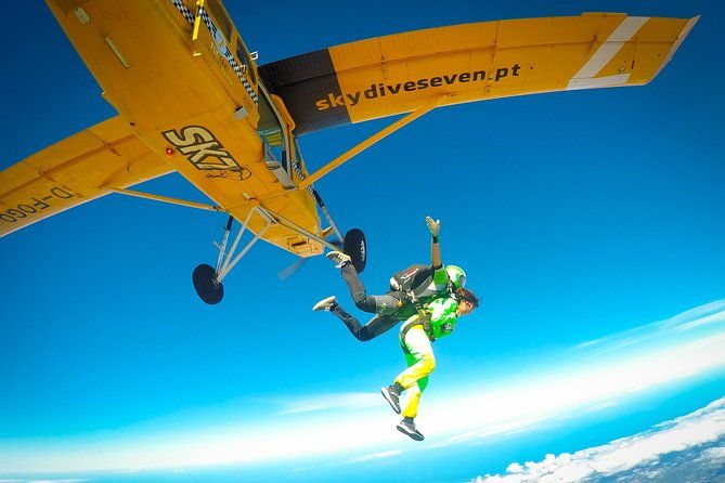 tandem-skydiving-algarve-10-000ft-3500m