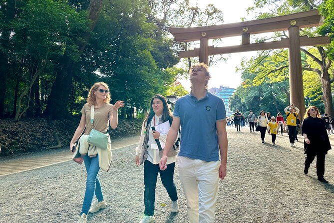 tokyo-meiji-shrine-historical-tour-by-japanese-guide-2
