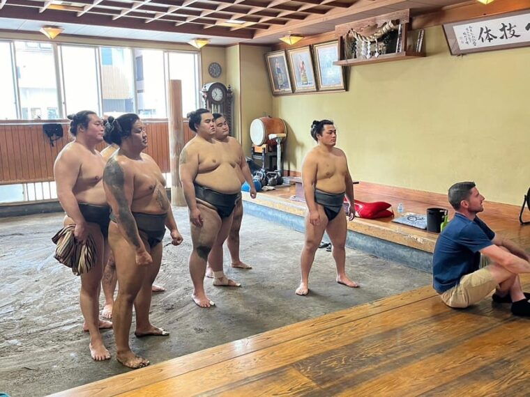tokyo-visit-sumo-morning-practice-with-english-guide