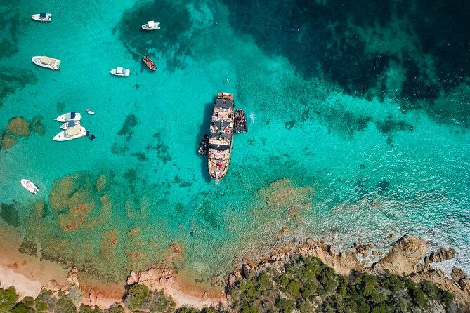 tour-of-the-archipelago-of-la-maddalena-ecofriendly
