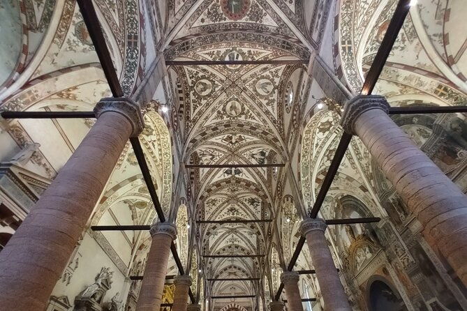 verona-small-group-walking-tour-with-cable-car-and-arena-tickets