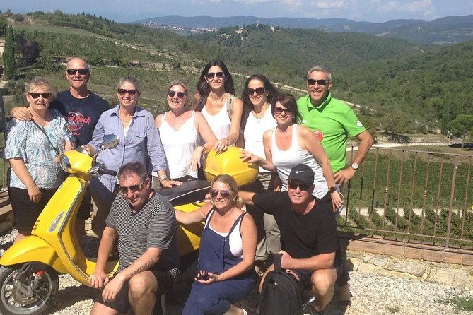 vespa-tour-with-lunchchianti-winery-from-siena