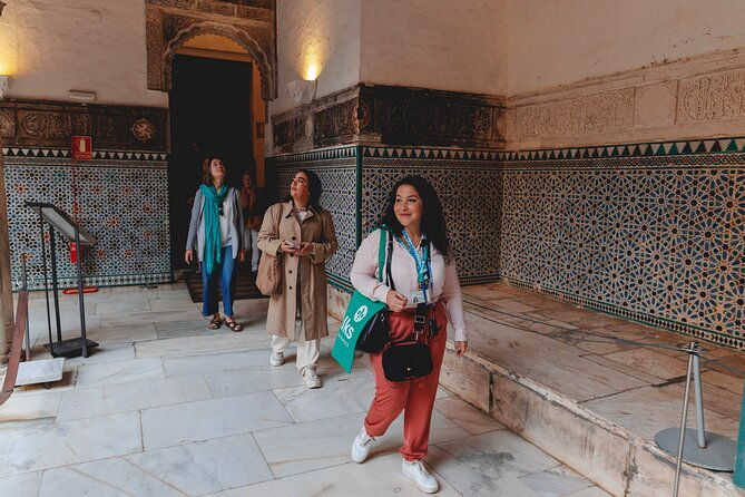 vip-guided-seville-alcazar-pre-opening-cathedral-old-town