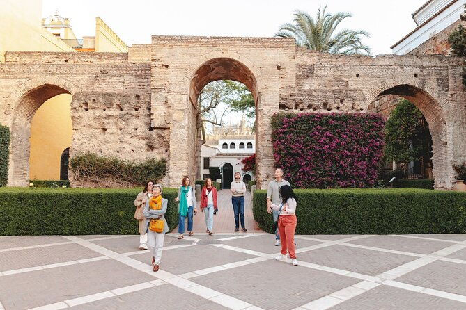 vip-seville-tour-exclusive-alcazar-first-entry-pre-opening