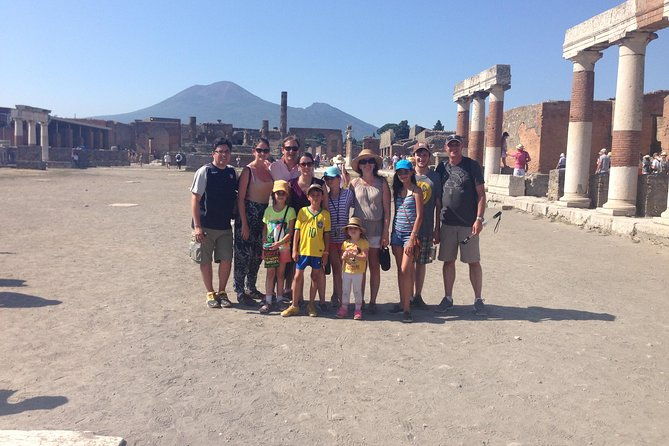 visit-in-pompeii-pompeii-private-tour-with-ada