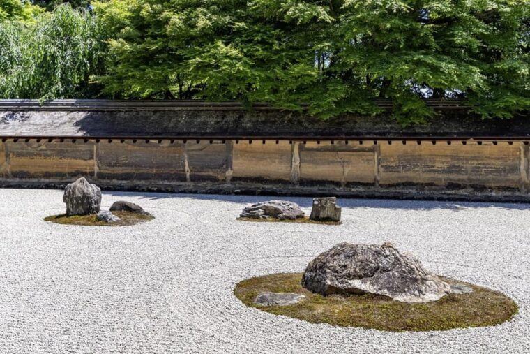 western-kyoto-walking-tour-with-local-guide