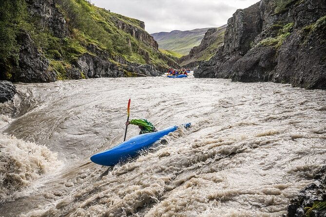 white-water-rafting-day-trip-from-hafgrimsstadir-grade-4-rafting-on-the-east-glacial-river