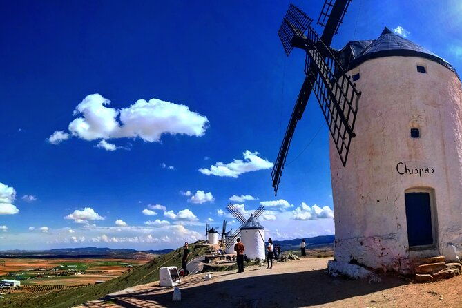 wine-tour-toledo-windmiils-lunch-winery-included
