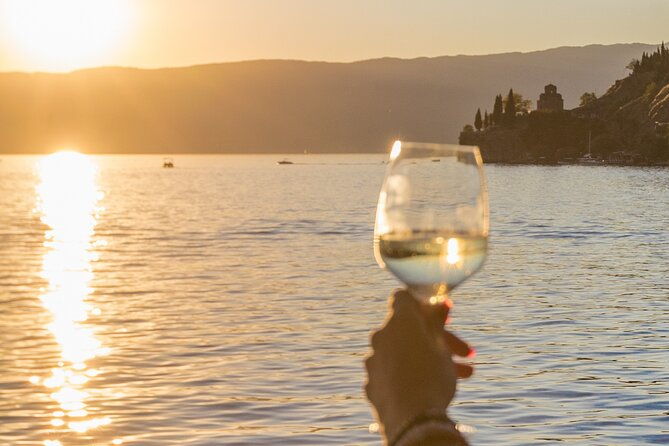1-5-hour-ohrid-lake-sunset-cruise