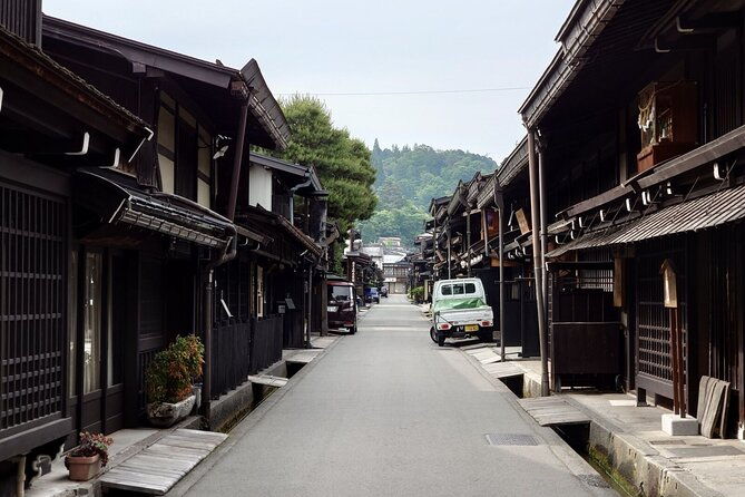 1-day-takayama-tour-explore-scenic-takayama-and-shirakawago