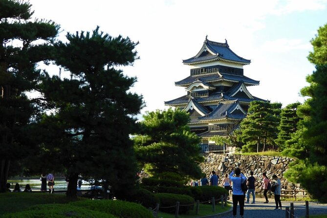 1-day-tour-from-nagano-and-matsumoto-kamikochi-matsumoto-castle