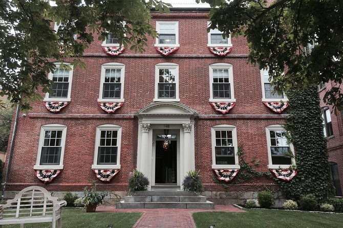 2-5-hour-salem-history-sightseeing-guided-walking-tour