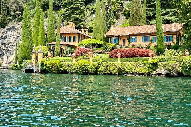 2-hour-private-tour-sailing-on-lake-como-with-aperitif