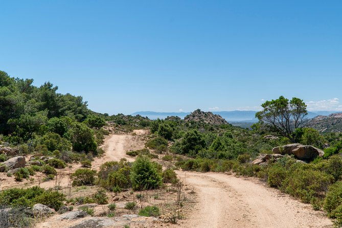 4x4-excursion-between-mountain-and-sea