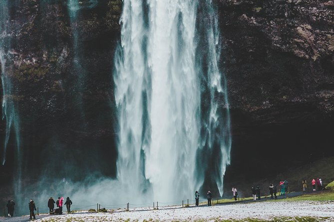 6-day-minibus-tour-around-iceland-from-reykjavik