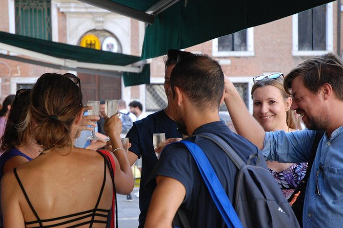 a-venetian-evening-wine-tasting-cicchetti-with-a-local-guide
