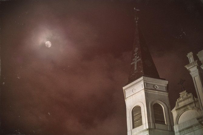 adults-only-new-orleans-ghost-crime-voodoo-and-vampire-tour
