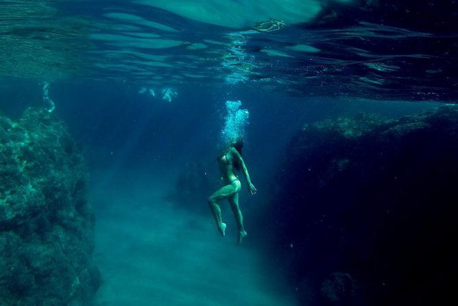 afternoon-blue-cave-sea-safari