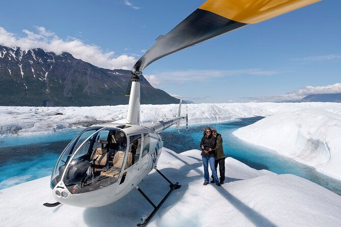 alaska-helicopter-tour-with-glacier-landing-60-mins-anchorage-area