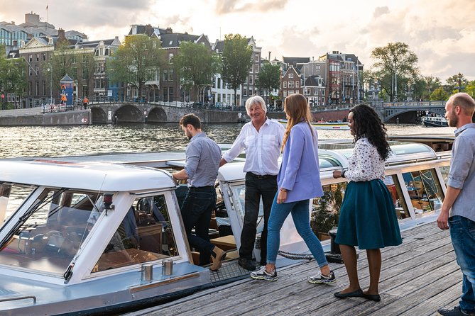 amsterdam-wine-and-cheese-evening-cruise