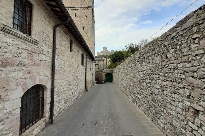 assisi-private-walking-tour-including-st-francis-basilica